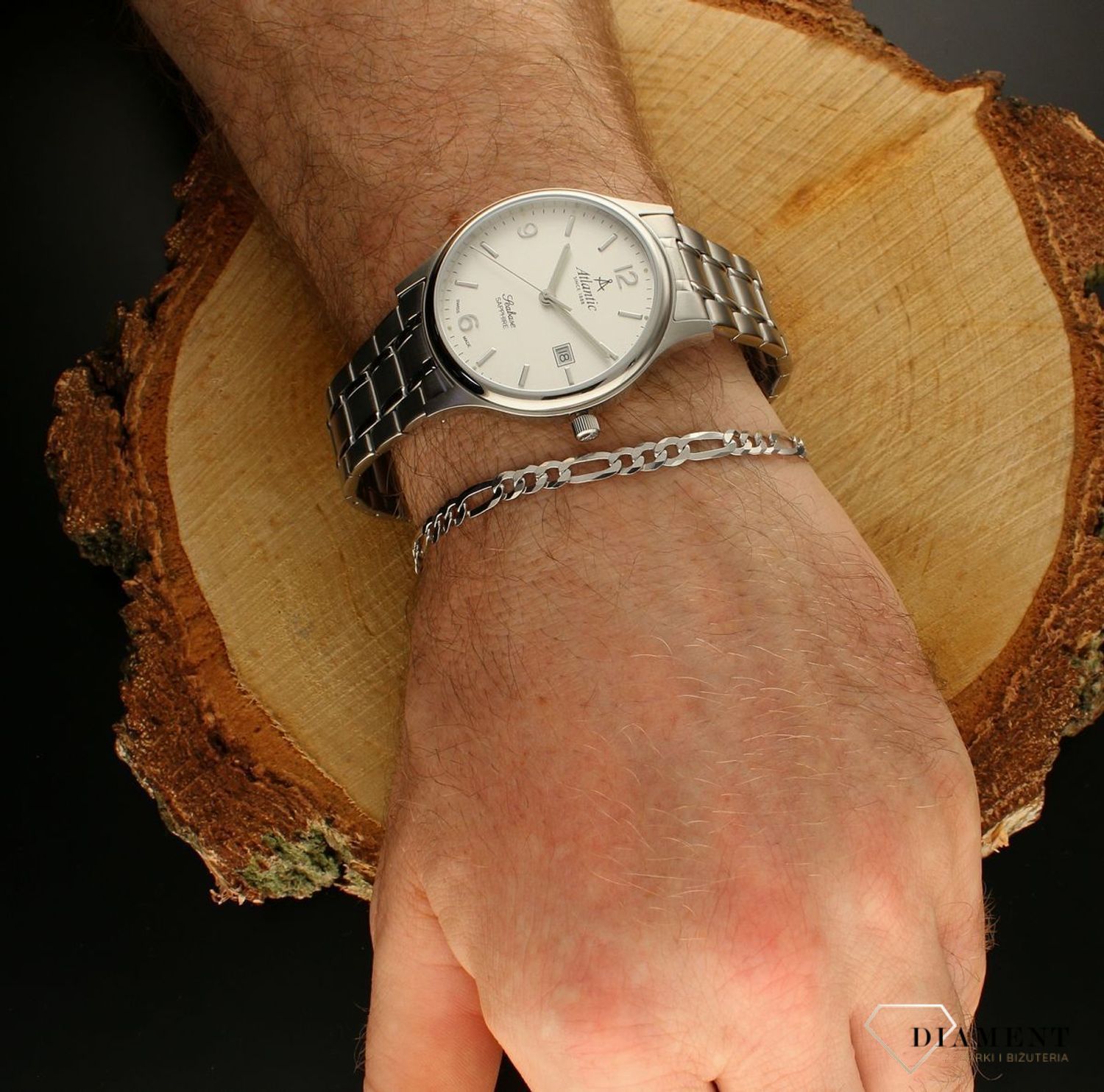 Bransoleta srebrna 925 figaro 4,5 mm rodowana DIA-BRA-565165R-120 925 4,5mm. Rodowana bransoletka wykonana jest z najwyższej próby srebra 925 o splocie figaro. Bransoletka srebrna o wadze 4,10 gram, długości 21 cm oraz szerokości 4 (5).jpg